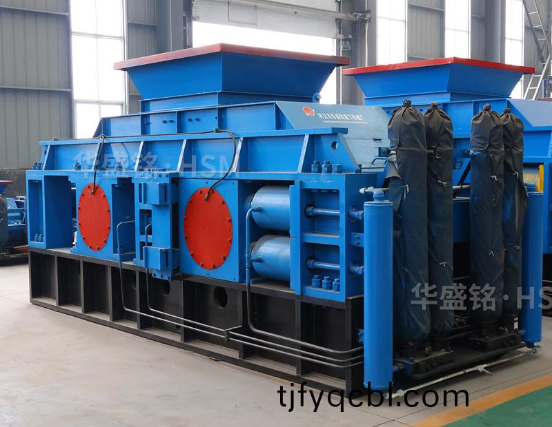 大(da)型(xing)液壓對(dui)輥製砂機(ji)